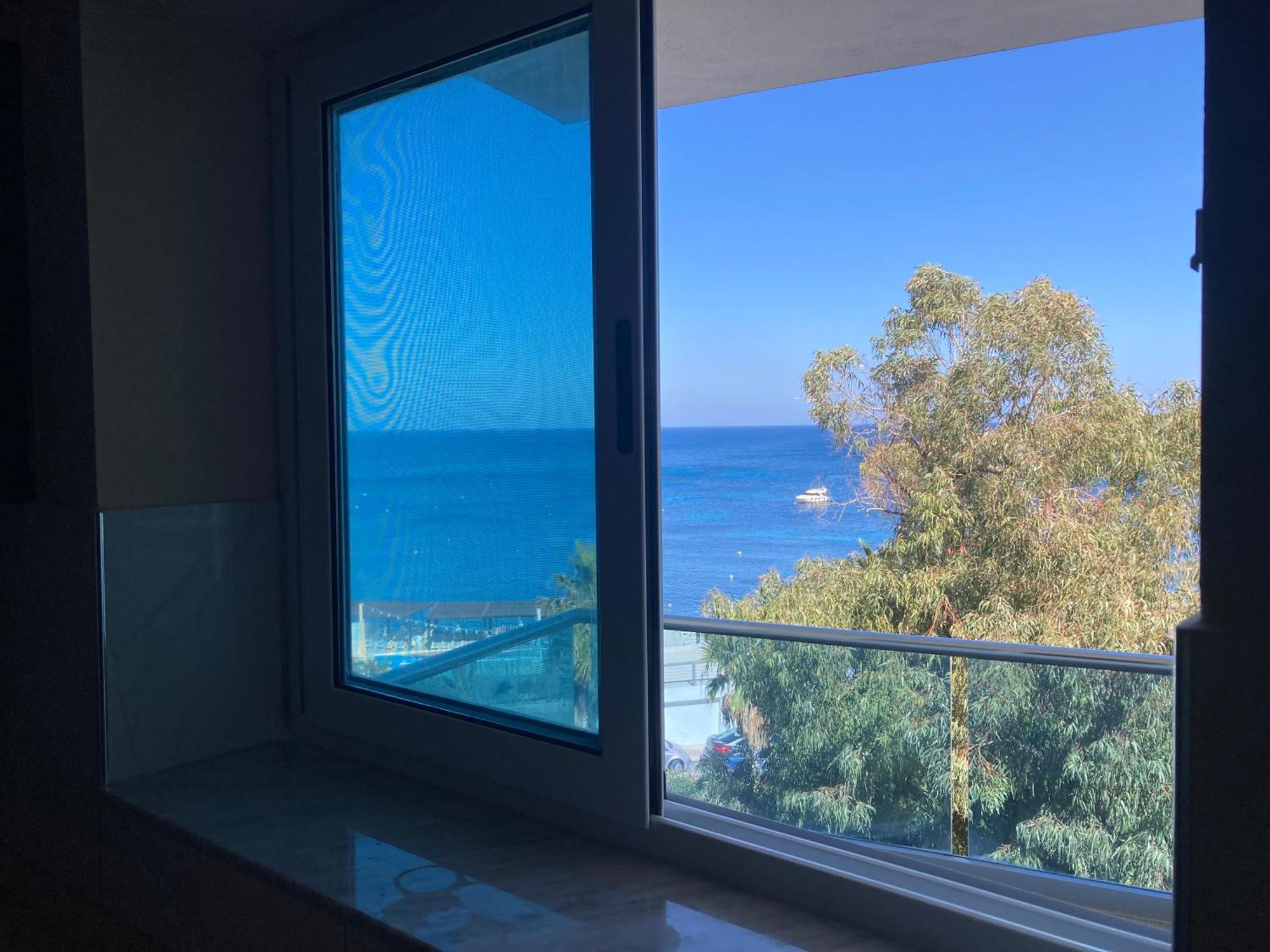 Sunrise Bay Apartments - Frontline Sea Views St. Paul's Bay Esterno foto